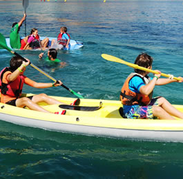 camp di sport acquatici per bambini Alicante Spagna